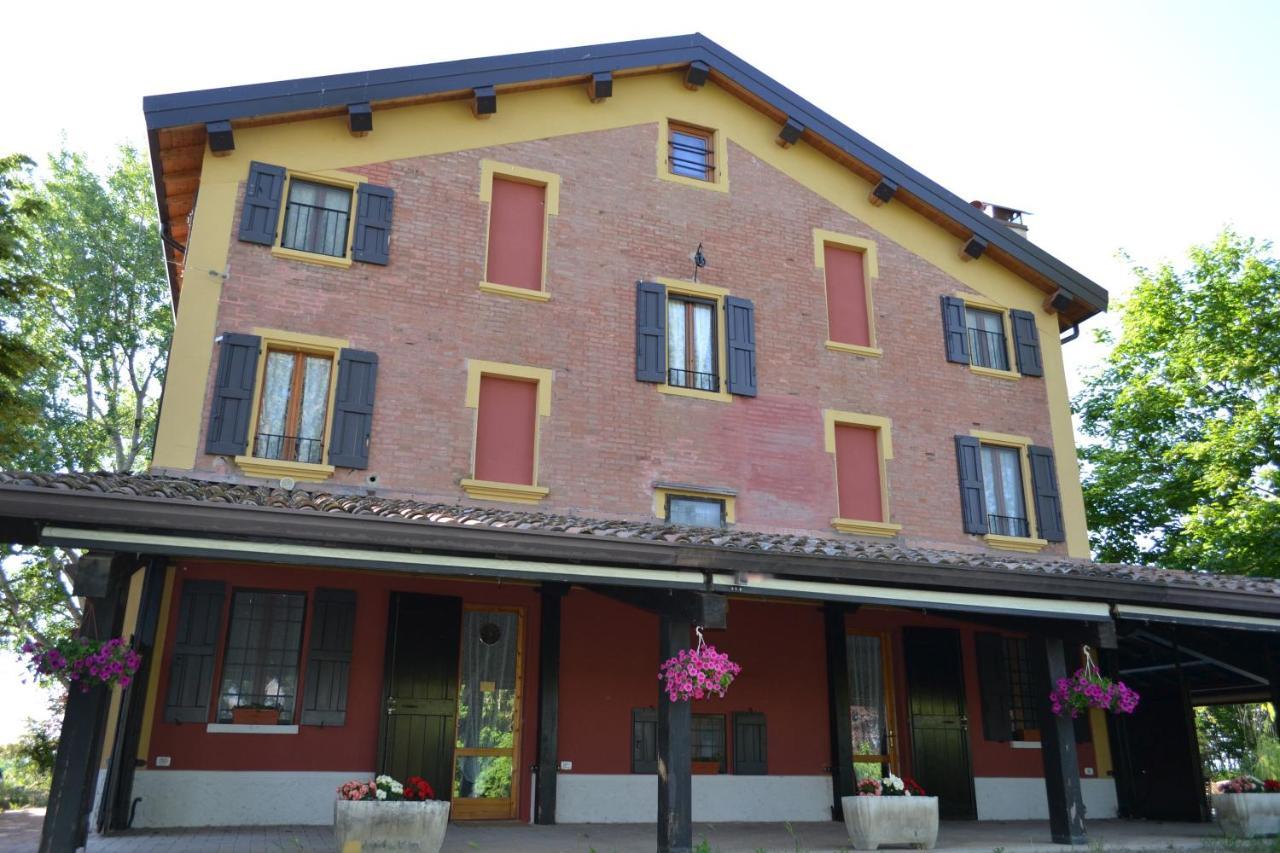La Locanda Nel Frutteto Rovereto sulla Secchia 外观 照片