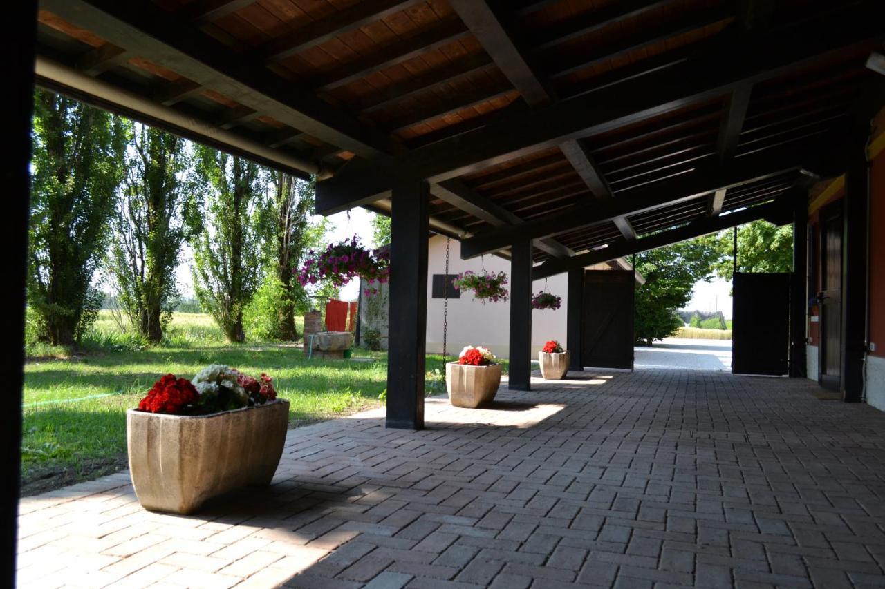 La Locanda Nel Frutteto Rovereto sulla Secchia 外观 照片