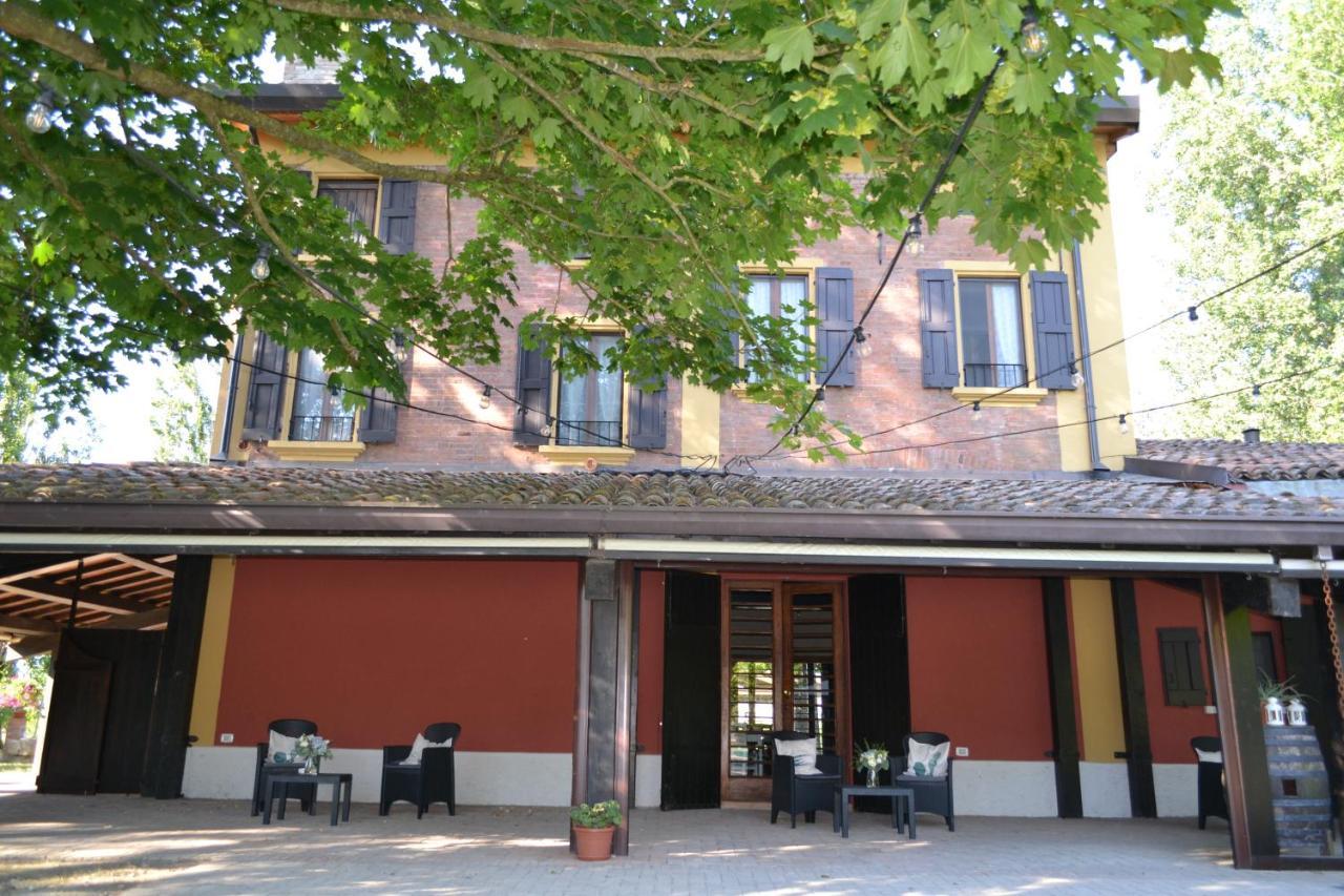 La Locanda Nel Frutteto Rovereto sulla Secchia 外观 照片